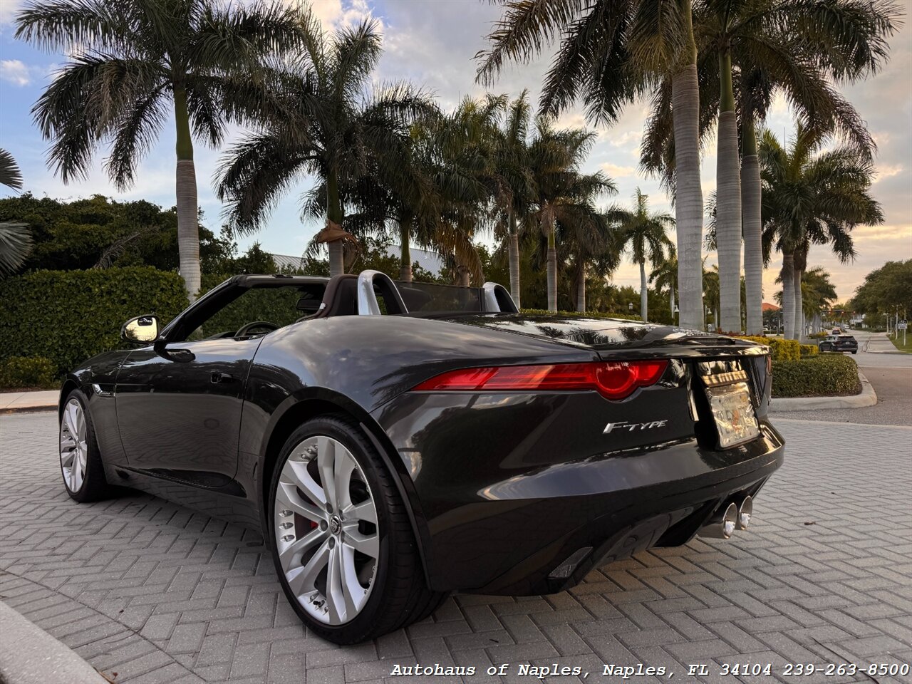 2014 Jaguar F-TYPE S - Photo 11 - Naples, FL 34104