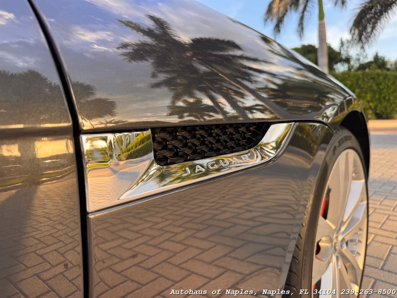 2014 Jaguar F-TYPE S - Photo 12 - Naples, FL 34104