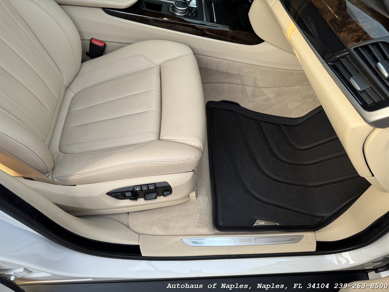 2015 BMW X5 xDrive35i - Photo 38 - Naples, FL 34104