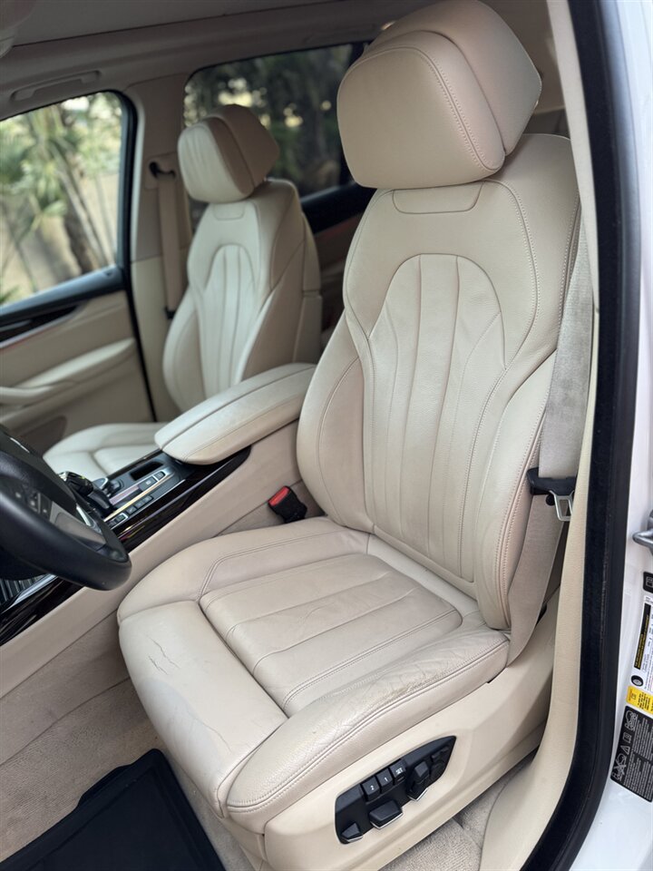 2015 BMW X5 xDrive35i - Photo 23 - Naples, FL 34104