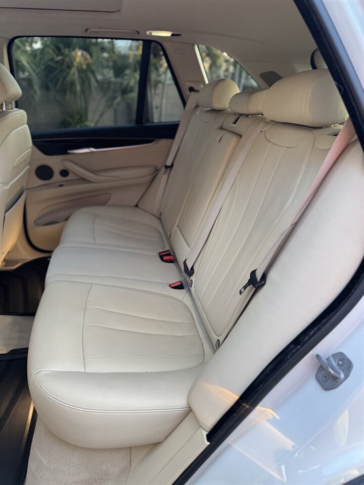 2015 BMW X5 xDrive35i - Photo 34 - Naples, FL 34104