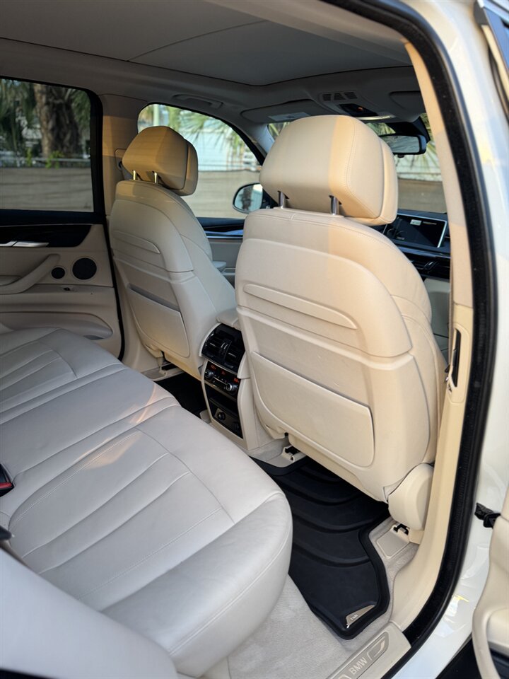 2015 BMW X5 xDrive35i - Photo 45 - Naples, FL 34104