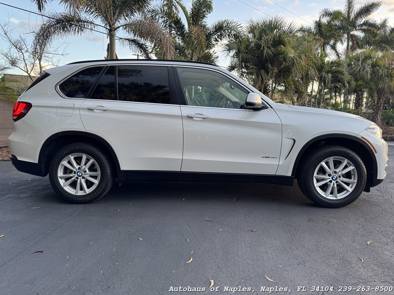 2015 BMW X5 xDrive35i - Photo 4 - Naples, FL 34104