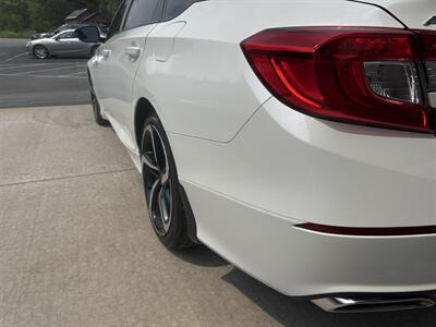 2020 Honda Accord Sport   - Photo 17 - Hesston, PA 16647