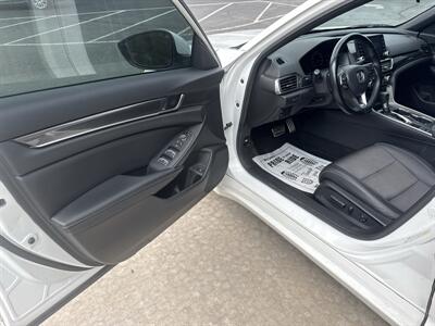 2020 Honda Accord Sport   - Photo 22 - Hesston, PA 16647