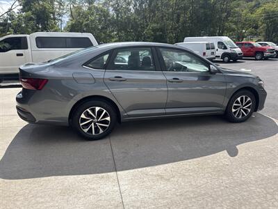 2024 Volkswagen Jetta S   - Photo 3 - Hesston, PA 16647