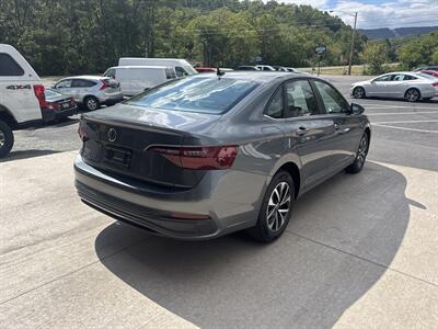 2024 Volkswagen Jetta S   - Photo 4 - Hesston, PA 16647