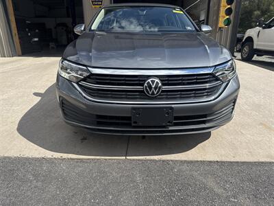 2024 Volkswagen Jetta S   - Photo 10 - Hesston, PA 16647