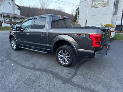 2015 Ford F-150 Lariat  SuperCrew 4x4 - Photo 9 - Hesston, PA 16647