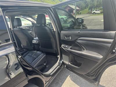 2019 Toyota Highlander SE  AWD - Photo 34 - Hesston, PA 16647
