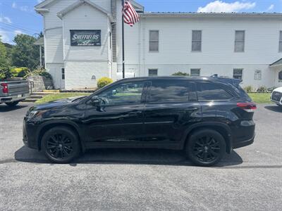 2019 Toyota Highlander SE  AWD - Photo 7 - Hesston, PA 16647