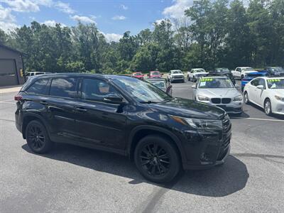 2019 Toyota Highlander SE  AWD - Photo 2 - Hesston, PA 16647