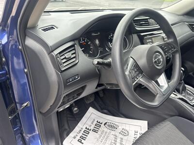 2017 Nissan Rogue S  AWD - Photo 22 - Hesston, PA 16647