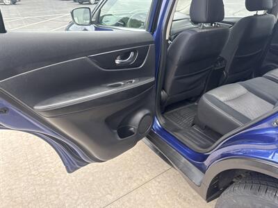 2017 Nissan Rogue S  AWD - Photo 31 - Hesston, PA 16647
