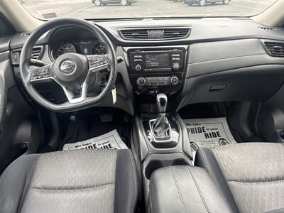 2017 Nissan Rogue S  AWD - Photo 33 - Hesston, PA 16647
