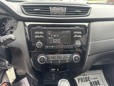 2017 Nissan Rogue S  AWD - Photo 28 - Hesston, PA 16647