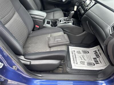 2017 Nissan Rogue S  AWD - Photo 38 - Hesston, PA 16647