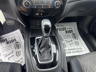 2017 Nissan Rogue S  AWD - Photo 29 - Hesston, PA 16647
