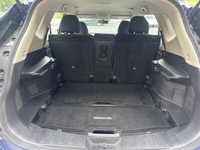 2017 Nissan Rogue S  AWD - Photo 34 - Hesston, PA 16647