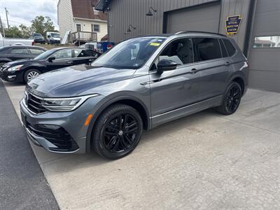 2022 Volkswagen Tiguan SE R-Line Black 4Motion  AWD - Photo 12 - Hesston, PA 16647