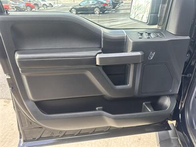 2017 Ford F-150 XLT SuperCrew 4x4 - Photo 27 - Hesston, PA 16647