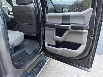 2019 Ford F-250 Super Duty XLT SuperCrew 4x4 - Photo 40 - Hesston, PA 16647
