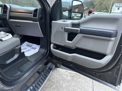 2019 Ford F-250 Super Duty XLT SuperCrew 4x4 - Photo 42 - Hesston, PA 16647
