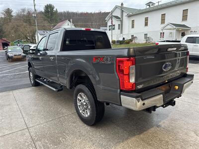 2019 Ford F-250 Super Duty XLT SuperCrew 4x4 - Photo 6 - Hesston, PA 16647