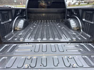 2019 Ford F-250 Super Duty XLT SuperCrew 4x4 - Photo 20 - Hesston, PA 16647