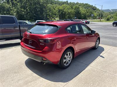 2015 Mazda Mazda3 i Sport - Photo 4 - Hesston, PA 16647