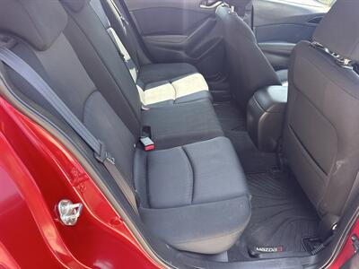 2015 Mazda Mazda3 i Sport - Photo 34 - Hesston, PA 16647