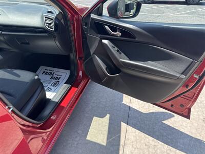 2015 Mazda Mazda3 i Sport - Photo 35 - Hesston, PA 16647
