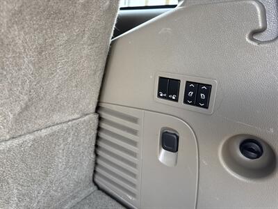 2017 Chevrolet Tahoe LT  4X4 - Photo 43 - Hesston, PA 16647