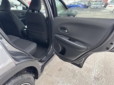 2022 Honda HR-V EX  AWD - Photo 38 - Hesston, PA 16647