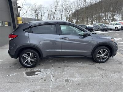 2022 Honda HR-V EX  AWD - Photo 3 - Hesston, PA 16647