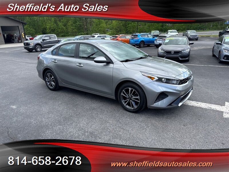 2023 Kia Forte LXS  