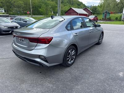 2023 Kia Forte LXS   - Photo 6 - Hesston, PA 16647