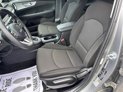 2023 Kia Forte LXS   - Photo 31 - Hesston, PA 16647