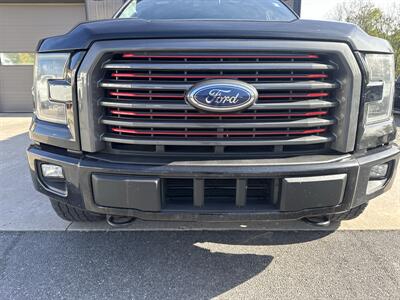 2016 Ford F-150 Lariat SuperCrew 4x4 - Photo 13 - Hesston, PA 16647