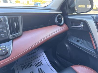 2015 Toyota RAV4 Limited  AWD - Photo 32 - Hesston, PA 16647