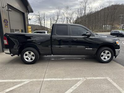 2022 RAM 1500 Big Horn  Quad Cab 4x4 - Photo 3 - Hesston, PA 16647