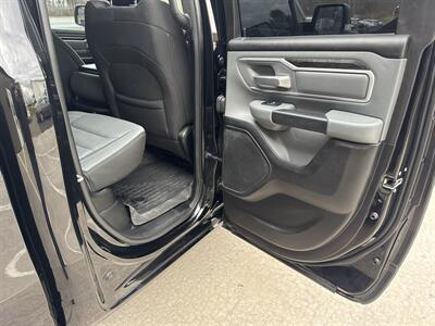 2022 RAM 1500 Big Horn  Quad Cab 4x4 - Photo 41 - Hesston, PA 16647