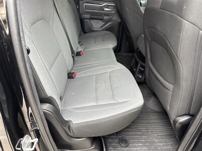 2022 RAM 1500 Big Horn  Quad Cab 4x4 - Photo 42 - Hesston, PA 16647
