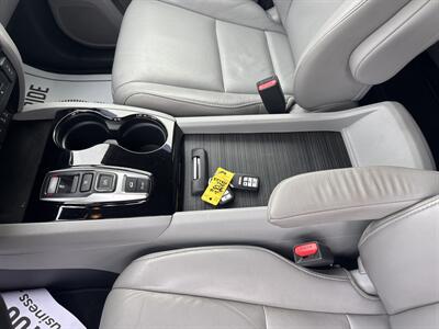 2016 Honda Pilot Touring  AWD - Photo 30 - Hesston, PA 16647