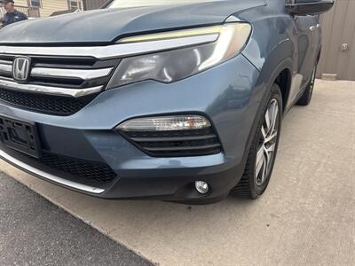 2016 Honda Pilot Touring  AWD - Photo 16 - Hesston, PA 16647