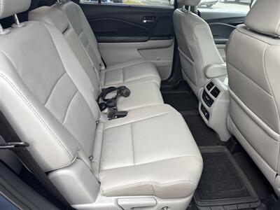 2016 Honda Pilot Touring  AWD - Photo 45 - Hesston, PA 16647
