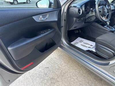 2024 Kia Forte LXS   - Photo 22 - Hesston, PA 16647
