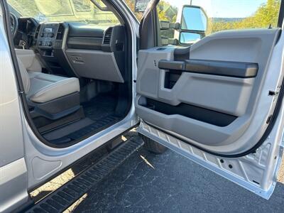 2019 Ford F-250 XL  Super Duty 4X4 - Photo 39 - Hesston, PA 16647