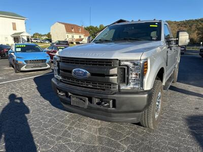 2019 Ford F-250 XL  Super Duty 4X4 - Photo 14 - Hesston, PA 16647