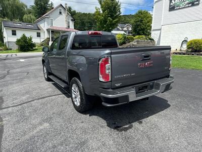 2018 GMC Canyon SLT  Crew Cab 4x4 - Photo 7 - Hesston, PA 16647